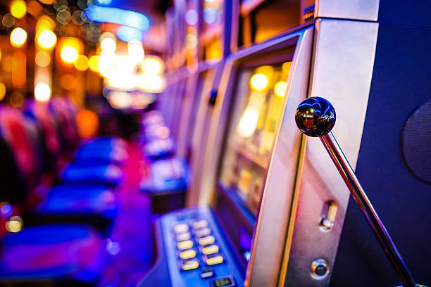 bela toto mobile app interface showing live casino tables and sportsbook markets